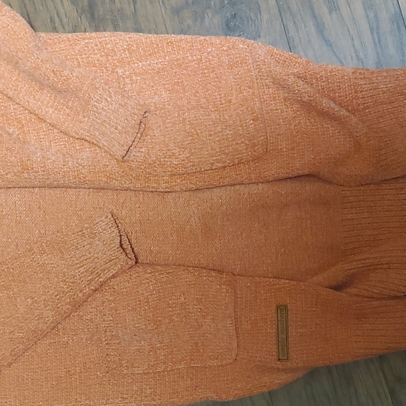 Cardigan - Picture 2 of 5